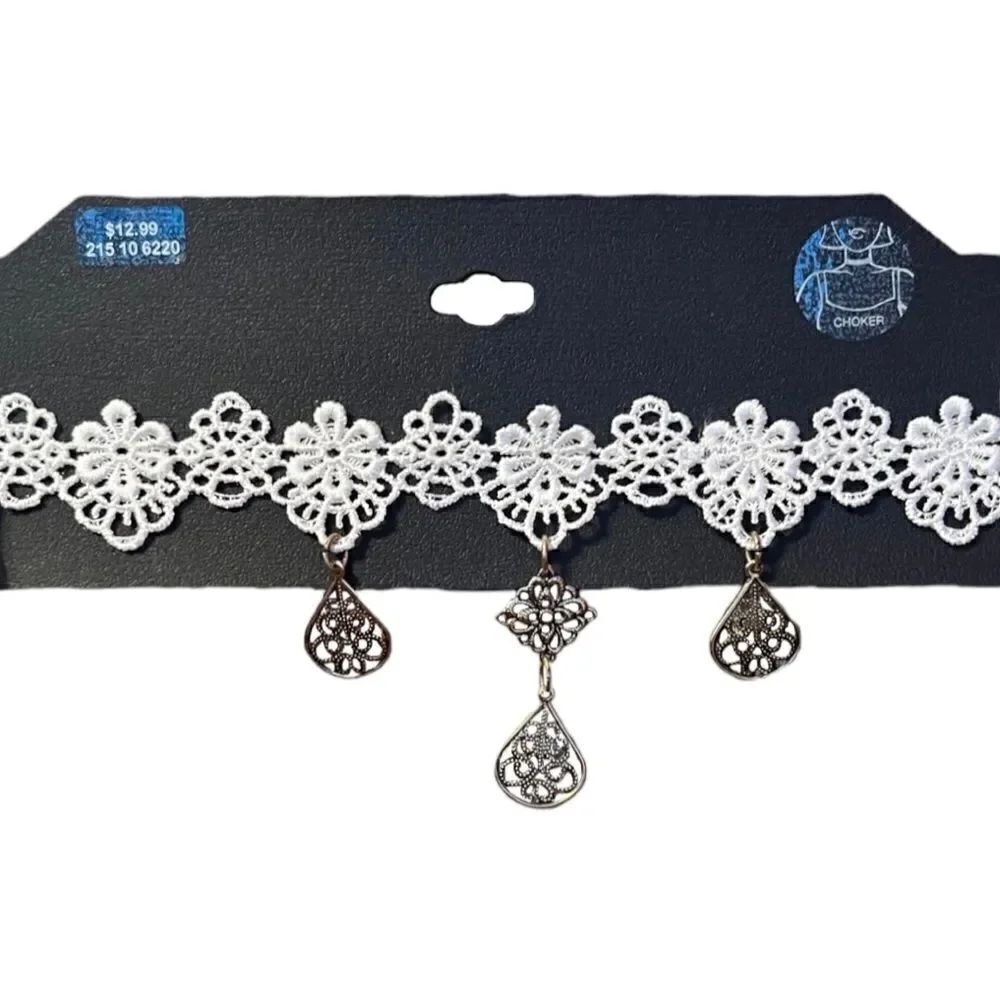 🤯5/$25🤯 Lacey Dangling Choker NWT